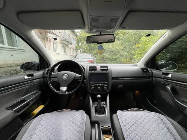 Серый Фольксваген Гольф, объемом двигателя 1.4 л и пробегом 219 тыс. км за 6499 $, фото 6 на Automoto.ua