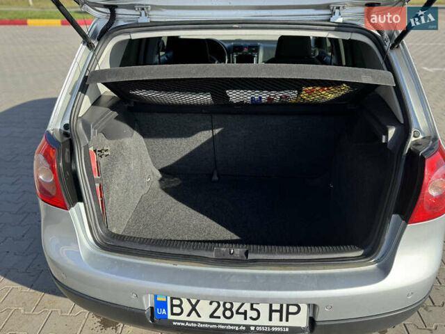 Сірий Фольксваген Гольф, об'ємом двигуна 1.39 л та пробігом 221 тис. км за 4400 $, фото 8 на Automoto.ua