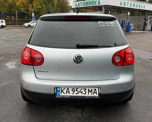 Серый Фольксваген Гольф, объемом двигателя 1.39 л и пробегом 228 тыс. км за 4500 $, фото 5 на Automoto.ua