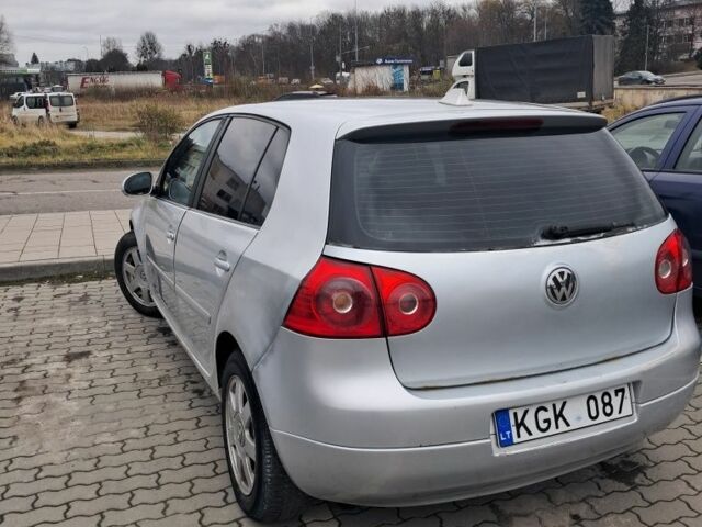 Серый Фольксваген Гольф, объемом двигателя 2 л и пробегом 417 тыс. км за 2700 $, фото 2 на Automoto.ua