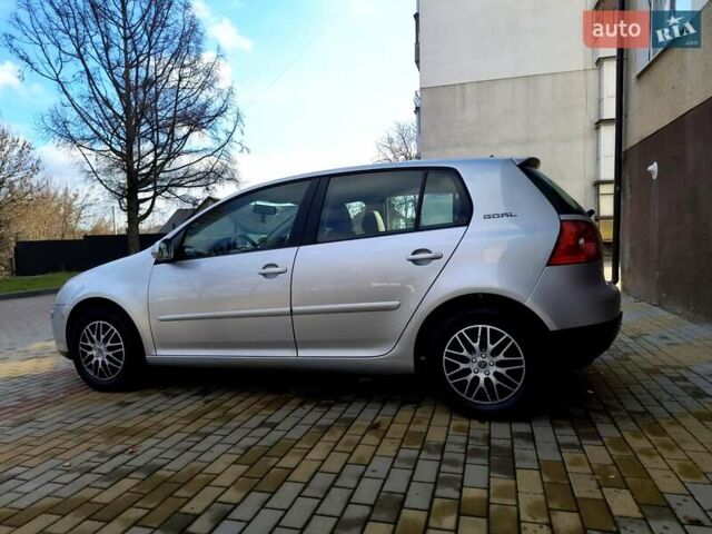 Серый Фольксваген Гольф, объемом двигателя 1.4 л и пробегом 235 тыс. км за 4699 $, фото 6 на Automoto.ua