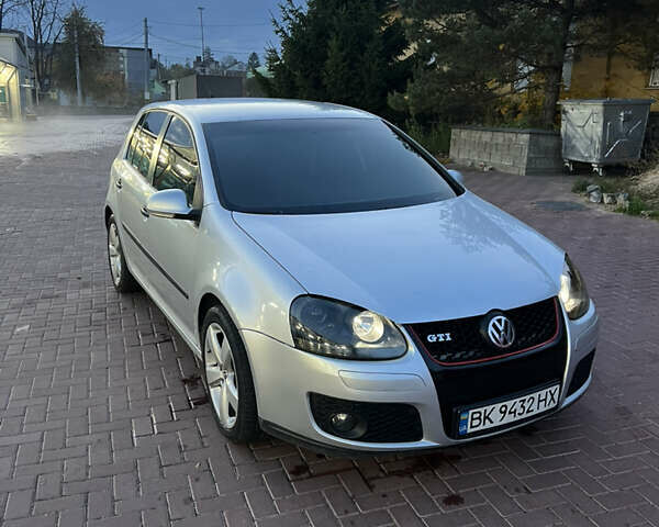 Серый Фольксваген Гольф, объемом двигателя 1.97 л и пробегом 350 тыс. км за 5700 $, фото 3 на Automoto.ua