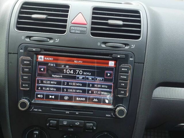 Серый Фольксваген Гольф, объемом двигателя 0 л и пробегом 192 тыс. км за 4955 $, фото 16 на Automoto.ua