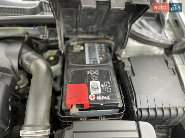 Серый Фольксваген Гольф, объемом двигателя 1.6 л и пробегом 220 тыс. км за 5250 $, фото 48 на Automoto.ua