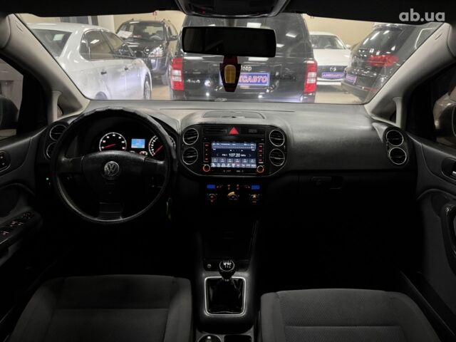 Серый Фольксваген Гольф, объемом двигателя 0 л и пробегом 197 тыс. км за 6300 $, фото 7 на Automoto.ua