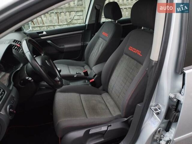 Серый Фольксваген Гольф, объемом двигателя 1.4 л и пробегом 216 тыс. км за 5800 $, фото 12 на Automoto.ua