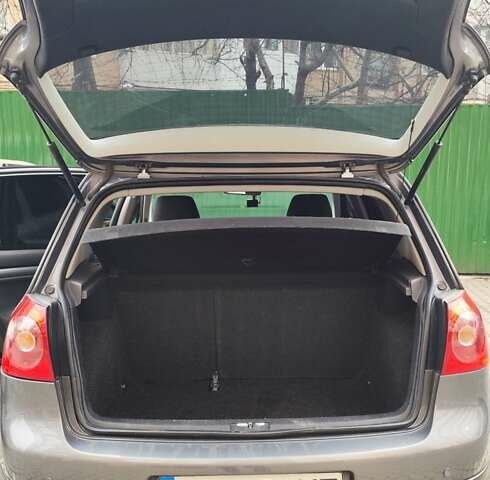 Фольксваген Гольф 2006 в Виннице на Automoto.ua Серый Фольксваген Гольф, объемом двигателя 1.6 л и пробегом 308 тыс. км за 5700 $, фото 8 на Automoto.ua