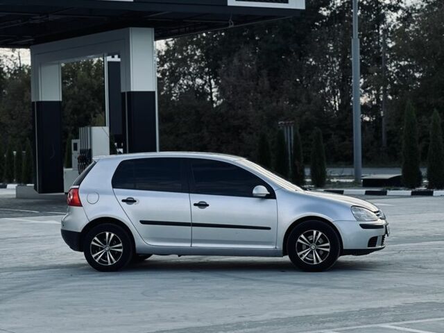 Сірий Фольксваген Гольф, об'ємом двигуна 1.6 л та пробігом 270 тис. км за 4500 $, фото 2 на Automoto.ua