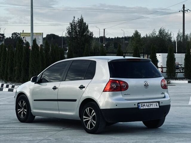 Сірий Фольксваген Гольф, об'ємом двигуна 1.6 л та пробігом 270 тис. км за 4500 $, фото 3 на Automoto.ua