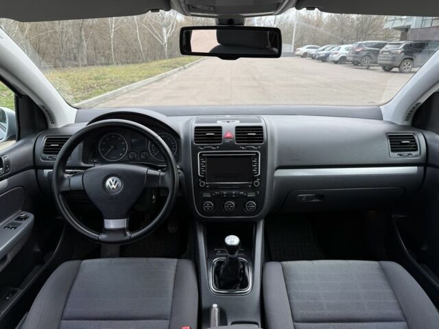 Серый Фольксваген Гольф, объемом двигателя 1.6 л и пробегом 169 тыс. км за 6200 $, фото 12 на Automoto.ua