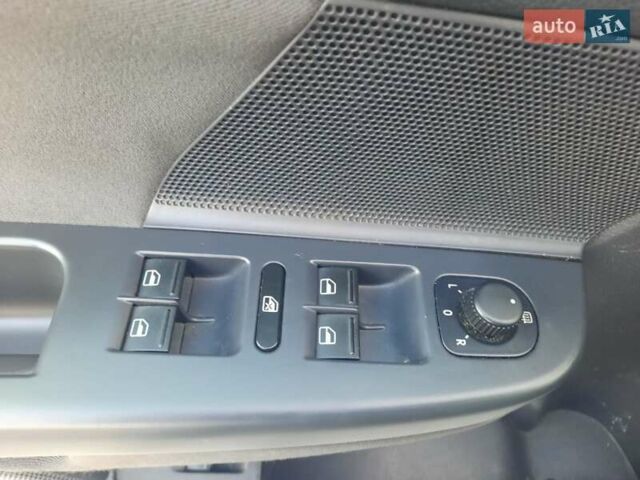 Серый Фольксваген Гольф, объемом двигателя 1.4 л и пробегом 250 тыс. км за 5550 $, фото 70 на Automoto.ua