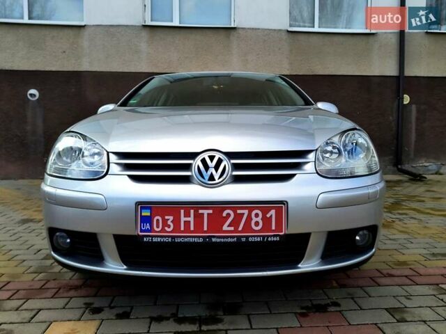 Серый Фольксваген Гольф, объемом двигателя 1.4 л и пробегом 235 тыс. км за 4699 $, фото 1 на Automoto.ua