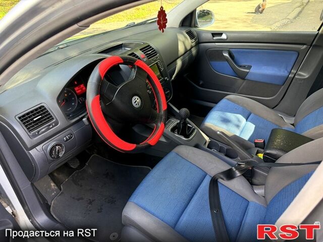 Сірий Фольксваген Гольф, об'ємом двигуна 1.4 л та пробігом 258 тис. км за 2750 $, фото 3 на Automoto.ua