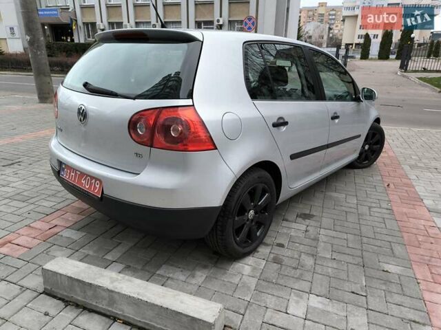 Серый Фольксваген Гольф, объемом двигателя 1.6 л и пробегом 208 тыс. км за 5700 $, фото 8 на Automoto.ua