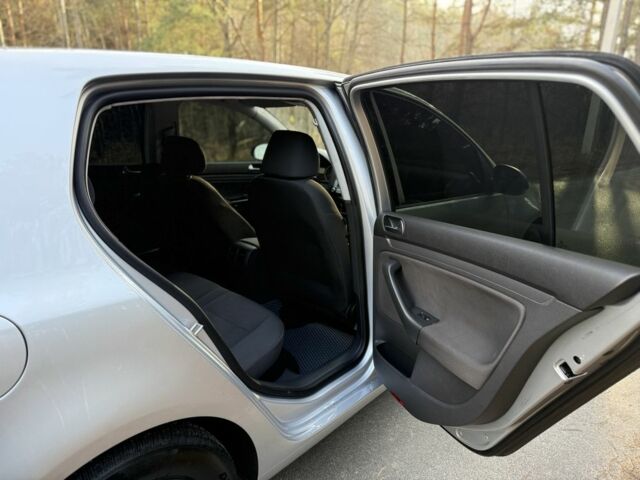 Сірий Фольксваген Гольф, об'ємом двигуна 1.4 л та пробігом 221 тис. км за 4500 $, фото 16 на Automoto.ua