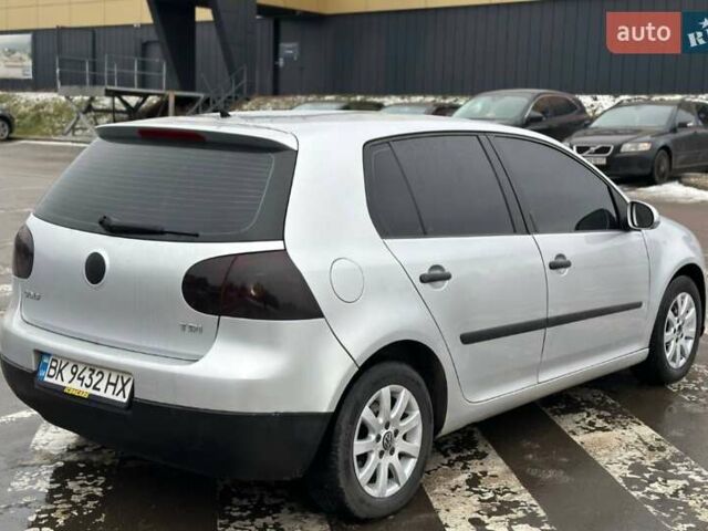 Серый Фольксваген Гольф, объемом двигателя 1.97 л и пробегом 353 тыс. км за 5200 $, фото 3 на Automoto.ua