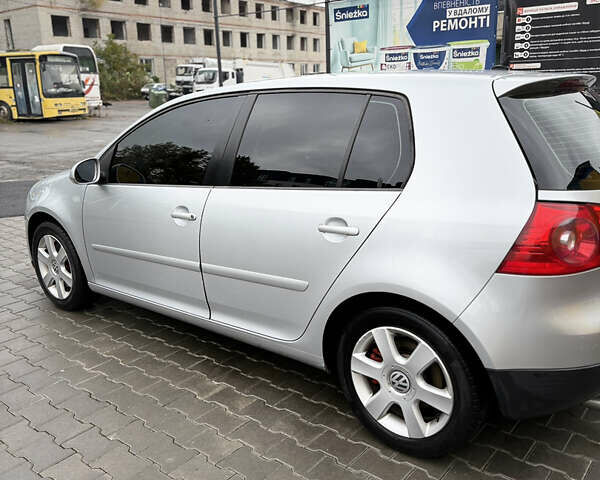 Серый Фольксваген Гольф, объемом двигателя 1.39 л и пробегом 276 тыс. км за 5450 $, фото 14 на Automoto.ua