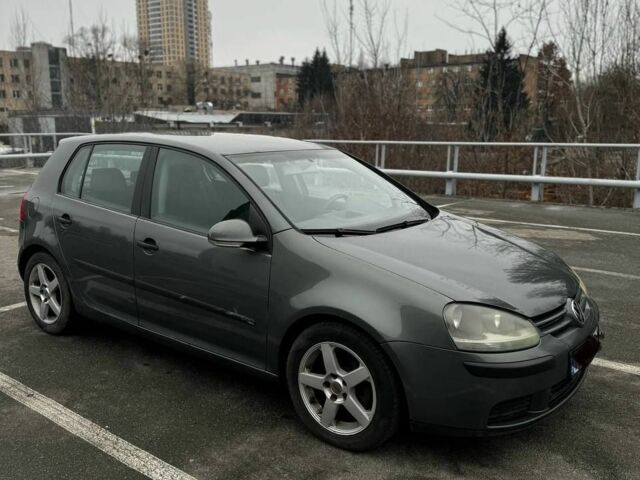 Серый Фольксваген Гольф, объемом двигателя 1.9 л и пробегом 272 тыс. км за 2399 $, фото 1 на Automoto.ua