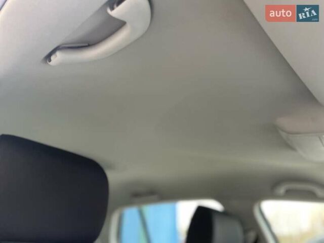 Серый Фольксваген Гольф, объемом двигателя 1.6 л и пробегом 262 тыс. км за 6950 $, фото 61 на Automoto.ua