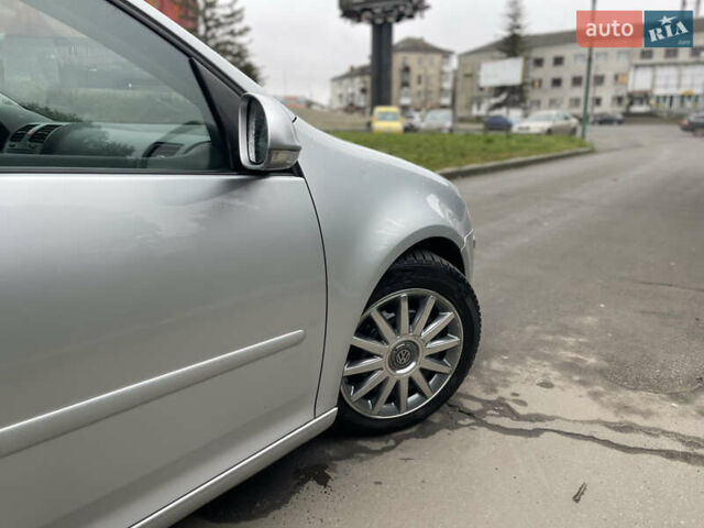 Серый Фольксваген Гольф, объемом двигателя 1.6 л и пробегом 216 тыс. км за 5750 $, фото 16 на Automoto.ua