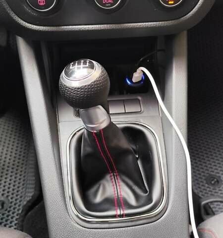 Фольксваген Гольф 2006 в Виннице на Automoto.ua Серый Фольксваген Гольф, объемом двигателя 1.6 л и пробегом 308 тыс. км за 5700 $, фото 23 на Automoto.ua