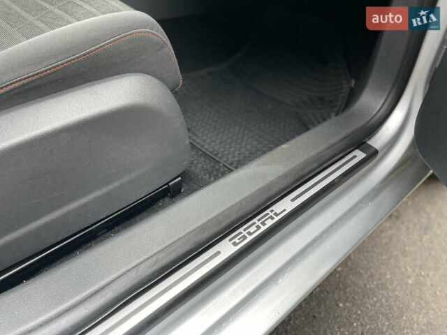 Серый Фольксваген Гольф, объемом двигателя 1.6 л и пробегом 216 тыс. км за 5750 $, фото 42 на Automoto.ua