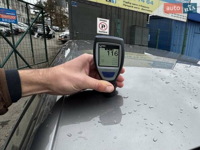 Серый Фольксваген Гольф, объемом двигателя 1.6 л и пробегом 262 тыс. км за 6950 $, фото 112 на Automoto.ua