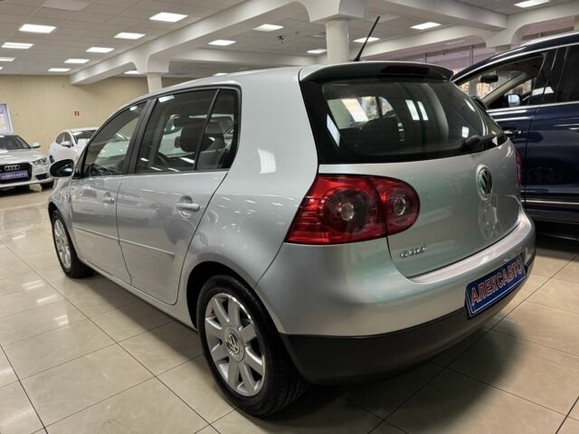 Серый Фольксваген Гольф, объемом двигателя 1.6 л и пробегом 187 тыс. км за 6500 $, фото 4 на Automoto.ua