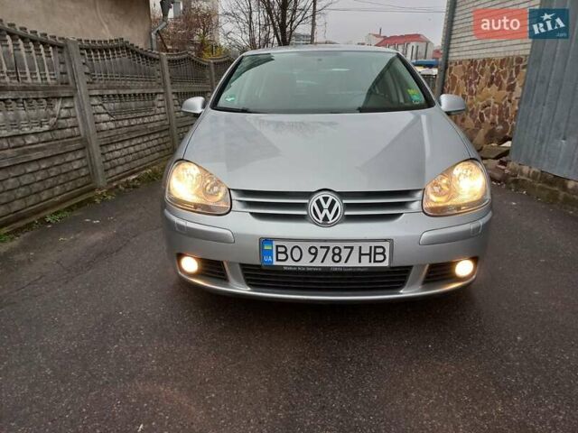 Серый Фольксваген Гольф, объемом двигателя 1.4 л и пробегом 216 тыс. км за 5800 $, фото 6 на Automoto.ua
