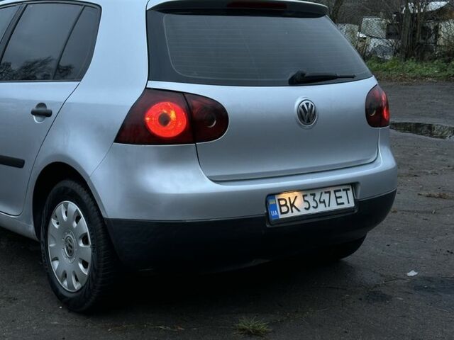 Сірий Фольксваген Гольф, об'ємом двигуна 1.9 л та пробігом 286 тис. км за 5200 $, фото 7 на Automoto.ua