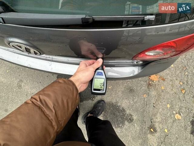 Серый Фольксваген Гольф, объемом двигателя 1.6 л и пробегом 262 тыс. км за 6950 $, фото 101 на Automoto.ua