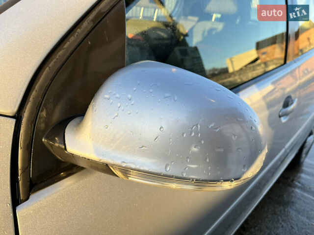 Серый Фольксваген Гольф, объемом двигателя 1.4 л и пробегом 183 тыс. км за 5400 $, фото 27 на Automoto.ua