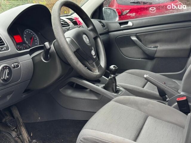 Сірий Фольксваген Гольф, об'ємом двигуна 1.4 л та пробігом 288 тис. км за 4490 $, фото 26 на Automoto.ua