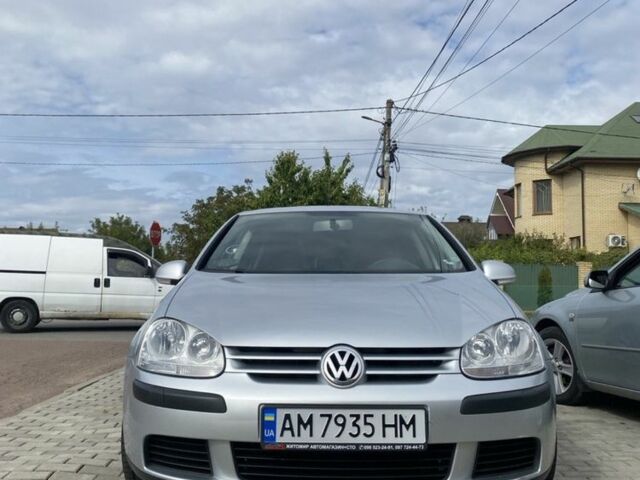 Сірий Фольксваген Гольф, об'ємом двигуна 1.6 л та пробігом 380 тис. км за 5000 $, фото 7 на Automoto.ua