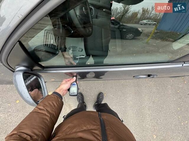 Серый Фольксваген Гольф, объемом двигателя 1.6 л и пробегом 262 тыс. км за 6950 $, фото 92 на Automoto.ua