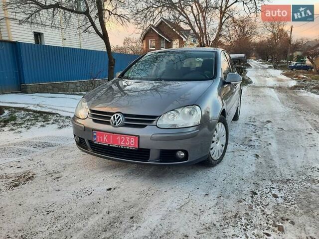 Серый Фольксваген Гольф, объемом двигателя 1.4 л и пробегом 250 тыс. км за 5550 $, фото 6 на Automoto.ua