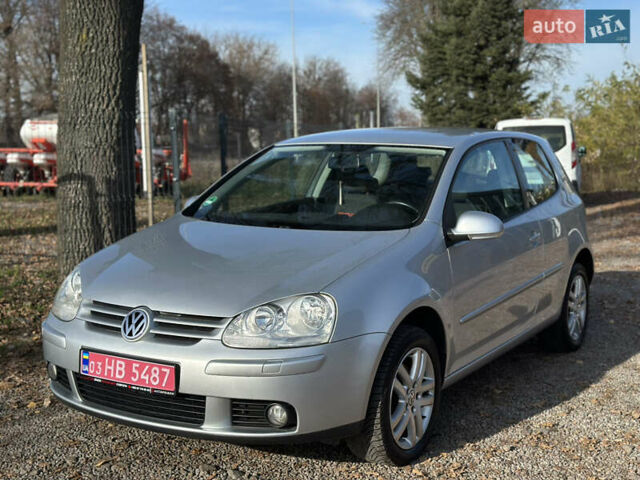 Серый Фольксваген Гольф, объемом двигателя 1.6 л и пробегом 235 тыс. км за 5100 $, фото 7 на Automoto.ua