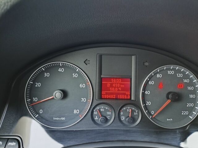 Серый Фольксваген Гольф, объемом двигателя 1.4 л и пробегом 199 тыс. км за 5500 $, фото 17 на Automoto.ua