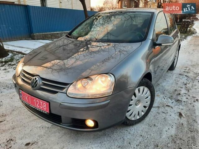 Серый Фольксваген Гольф, объемом двигателя 1.4 л и пробегом 250 тыс. км за 5550 $, фото 86 на Automoto.ua
