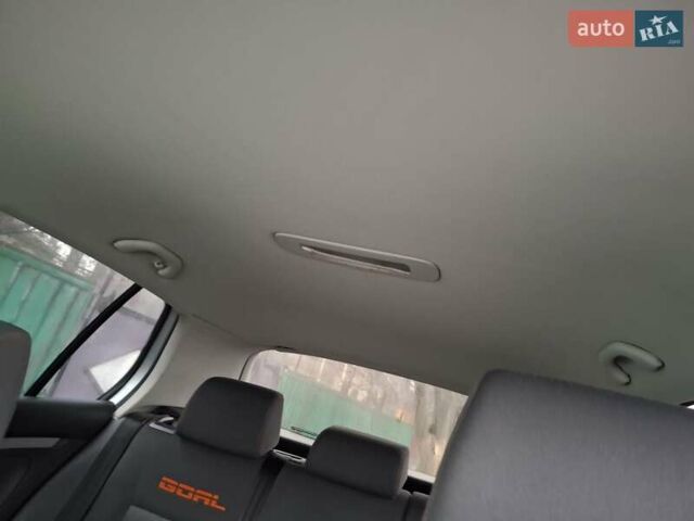 Сірий Фольксваген Гольф, об'ємом двигуна 1.39 л та пробігом 233 тис. км за 5900 $, фото 19 на Automoto.ua