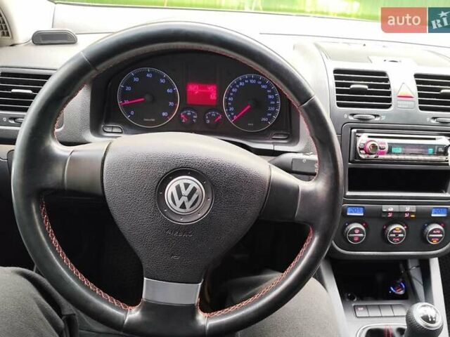 Фольксваген Гольф 2006 в Виннице на Automoto.ua Серый Фольксваген Гольф, объемом двигателя 1.6 л и пробегом 308 тыс. км за 5700 $, фото 24 на Automoto.ua