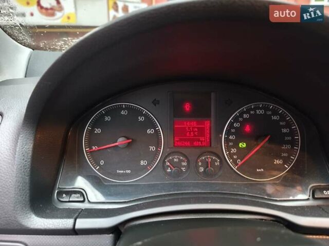 Сірий Фольксваген Гольф, об'ємом двигуна 1.6 л та пробігом 246 тис. км за 6400 $, фото 17 на Automoto.ua