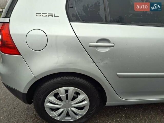 Сірий Фольксваген Гольф, об'ємом двигуна 1.39 л та пробігом 233 тис. км за 5900 $, фото 9 на Automoto.ua