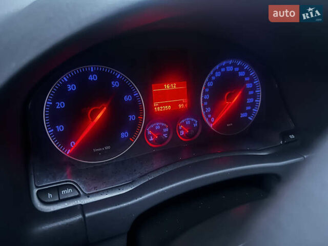 Сірий Фольксваген Гольф, об'ємом двигуна 1.6 л та пробігом 183 тис. км за 6600 $, фото 14 на Automoto.ua