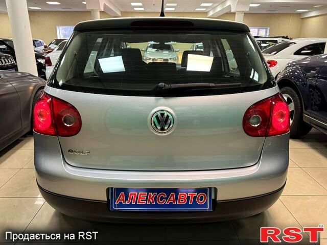 Серый Фольксваген Гольф, объемом двигателя 1.6 л и пробегом 187 тыс. км за 6500 $, фото 4 на Automoto.ua