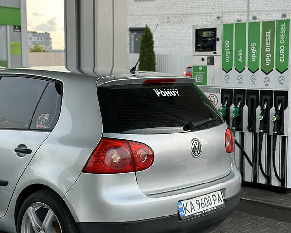 Серый Фольксваген Гольф, объемом двигателя 1.4 л и пробегом 150 тыс. км за 4900 $, фото 38 на Automoto.ua