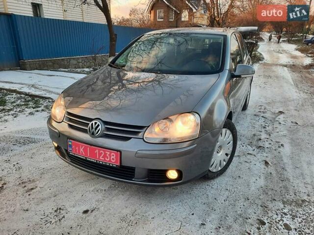 Серый Фольксваген Гольф, объемом двигателя 1.4 л и пробегом 250 тыс. км за 5550 $, фото 88 на Automoto.ua