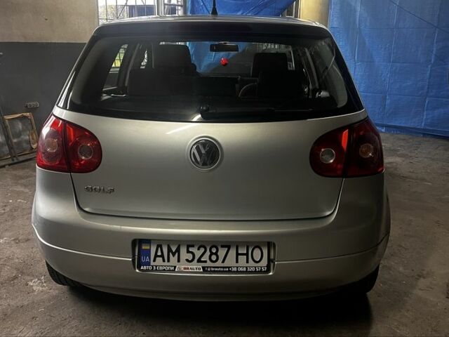 Серый Фольксваген Гольф, объемом двигателя 1.4 л и пробегом 203 тыс. км за 5400 $, фото 1 на Automoto.ua