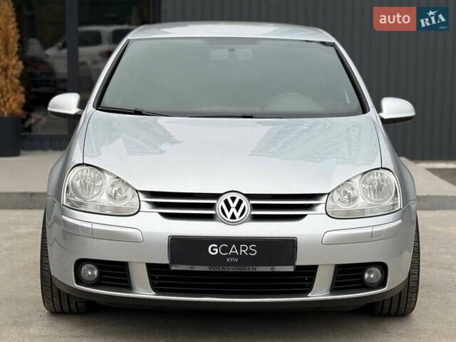 Сірий Фольксваген Гольф, об'ємом двигуна 1.4 л та пробігом 227 тис. км за 4500 $, фото 1 на Automoto.ua