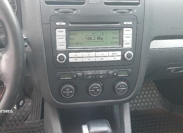 Сірий Фольксваген Гольф, об'ємом двигуна 1.6 л та пробігом 200 тис. км за 6900 $, фото 8 на Automoto.ua